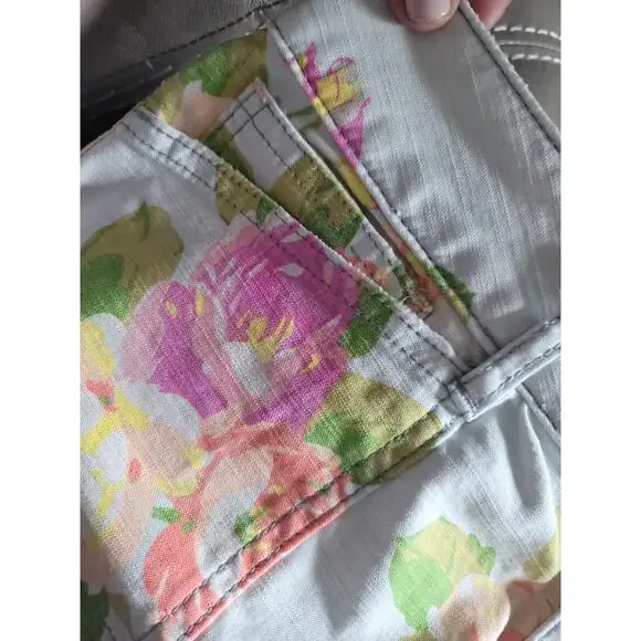 NWT Anthropologie Pilcro Wanderer Low-Rise Shorts - 28 Waist - Picture 7 of 8